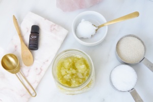 DIY BODY SCRUB