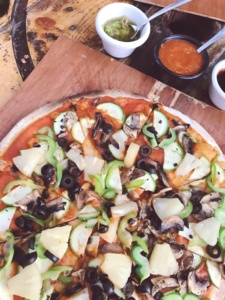 roots pizza isla holbox