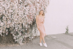 pink dress